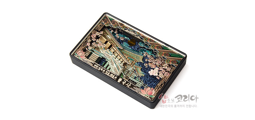 [텍스트: 국보 제24호 경주 불국사 불국사] 금속 재질 입체 부조 기법, 청록 단청과 금색 대비, 벚꽃·연꽃 문양, 남색 밤하늘이 어우러진 직사각형 마그넷 디자인