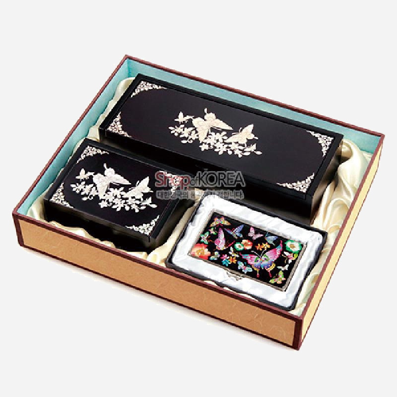 흑색 옻칠 바탕에 나비와 꽃 자개 상감 문양이 장식된 직사각 자동함 3종 세트.