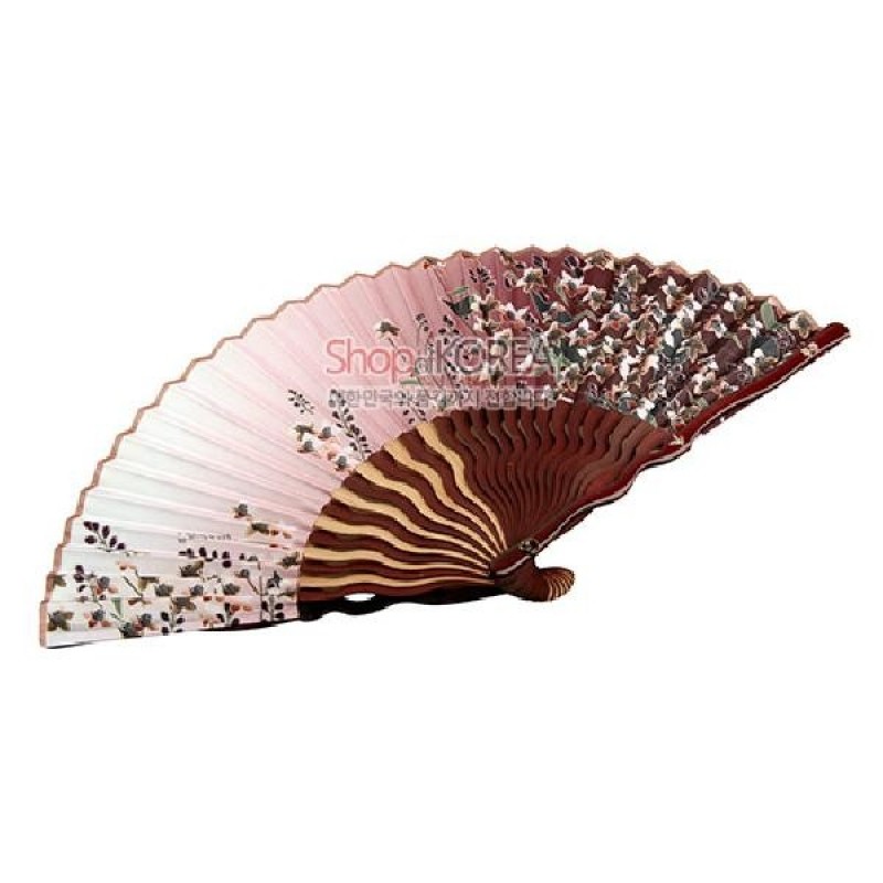 갈색 나무살과 분홍·흰색 그라데이션 천에 꽃과 잎 문양이 인쇄된 접이식 전통 부채. 갈색 나무살과 분홍·흰색 그라데이션 천에 꽃과 잎 문양이 인쇄된 접이식 전통 부채.