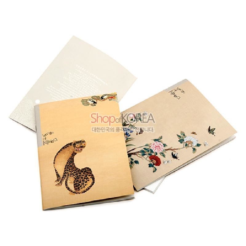 전통 민화 화조도와 호랑이 그림이 인쇄된 한지 느낌의 표지, 담백한 베이지·갈색 톤이 특징인 노트. 전통 민화 화조도와 호랑이 그림이 인쇄된 한지 느낌의 표지, 담백한 베이지·갈색 톤이 특징인 노트.