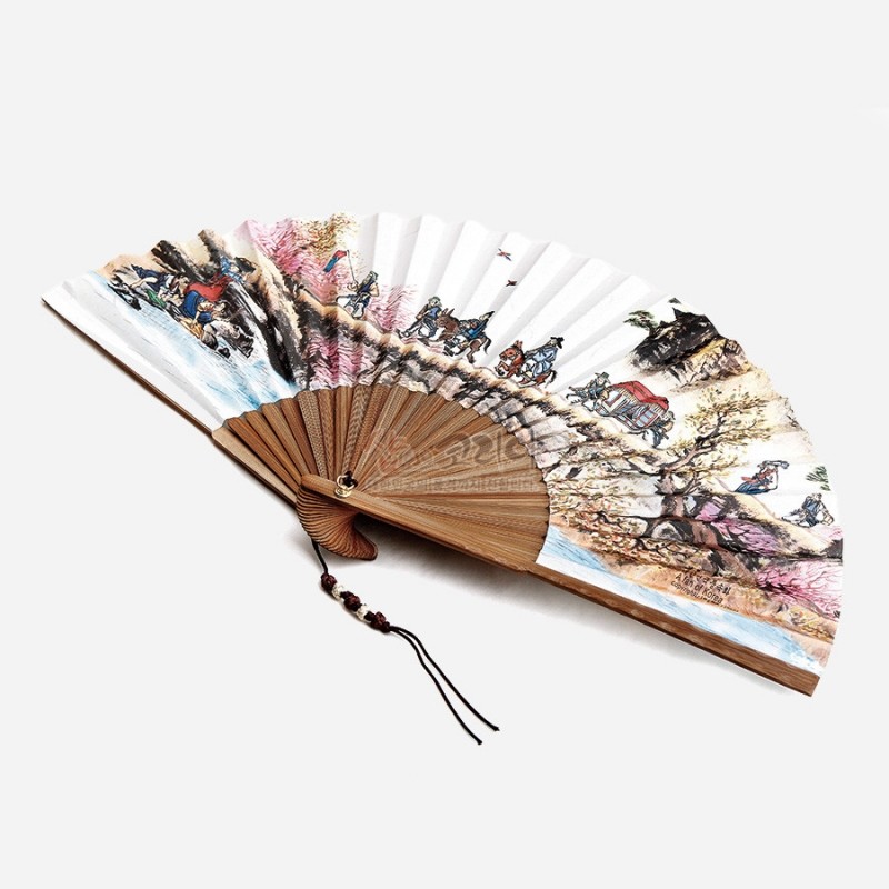 대나무살과 종이 재질에 한국 전통 결혼풍속도와 산수 풍경을 채색한 접선, 끝에 매듭 장식과 구슬 장식이 더해진 부채.