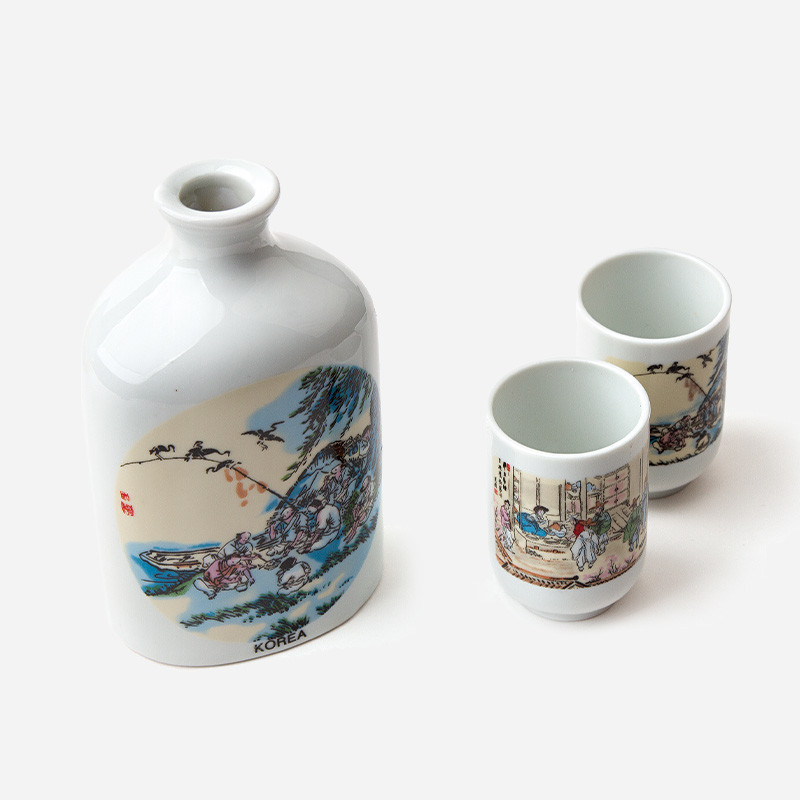 백자 재질 위에 김득신 천렵도 풍속화를 채색 전사 기법으로 표현한 주병과 잔 세트.