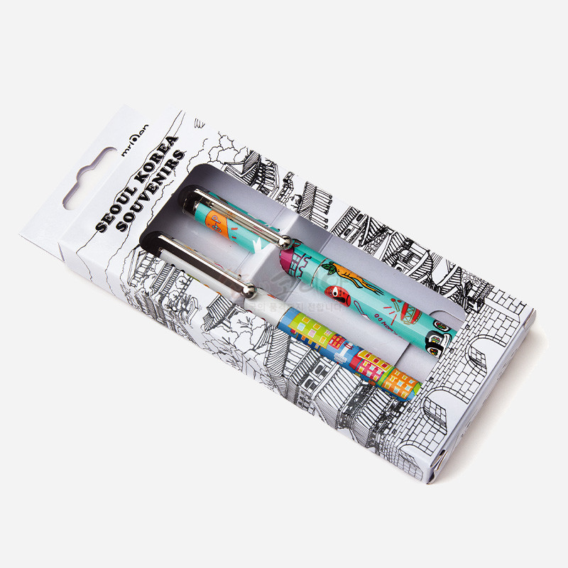 서울 건물과 전통가옥을 형상화한 일러스트 문양, 파스텔 톤 색상이 특징인 금속 클립 장착 볼펜 세트.