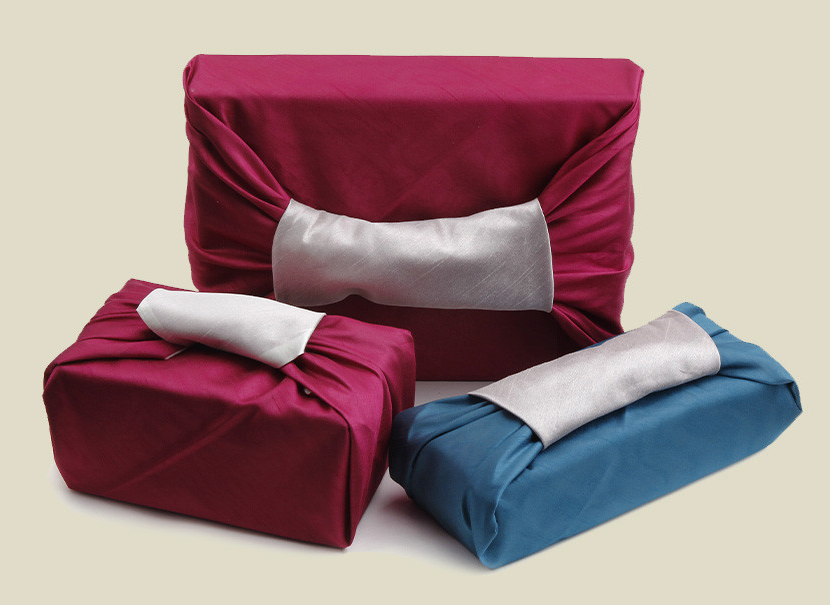 청자상감운학 주매병 세트 특대 packaging