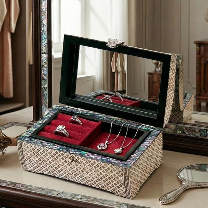 누구나 가지고 싶어하지만, 쉽게 가질 수 없는 선물 보석함/경대