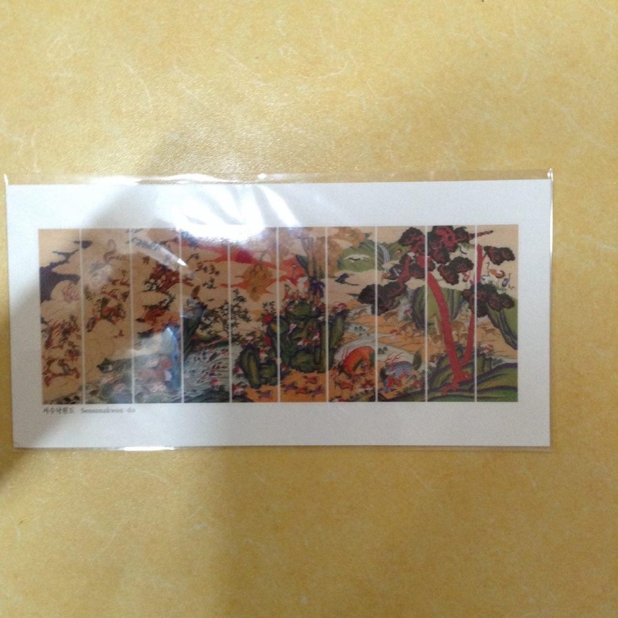 엽서사진 굿 추천합니다. 넷사응로 보는 것보다 실제로 보면 더 선명하고 종이질감도 좋습니다