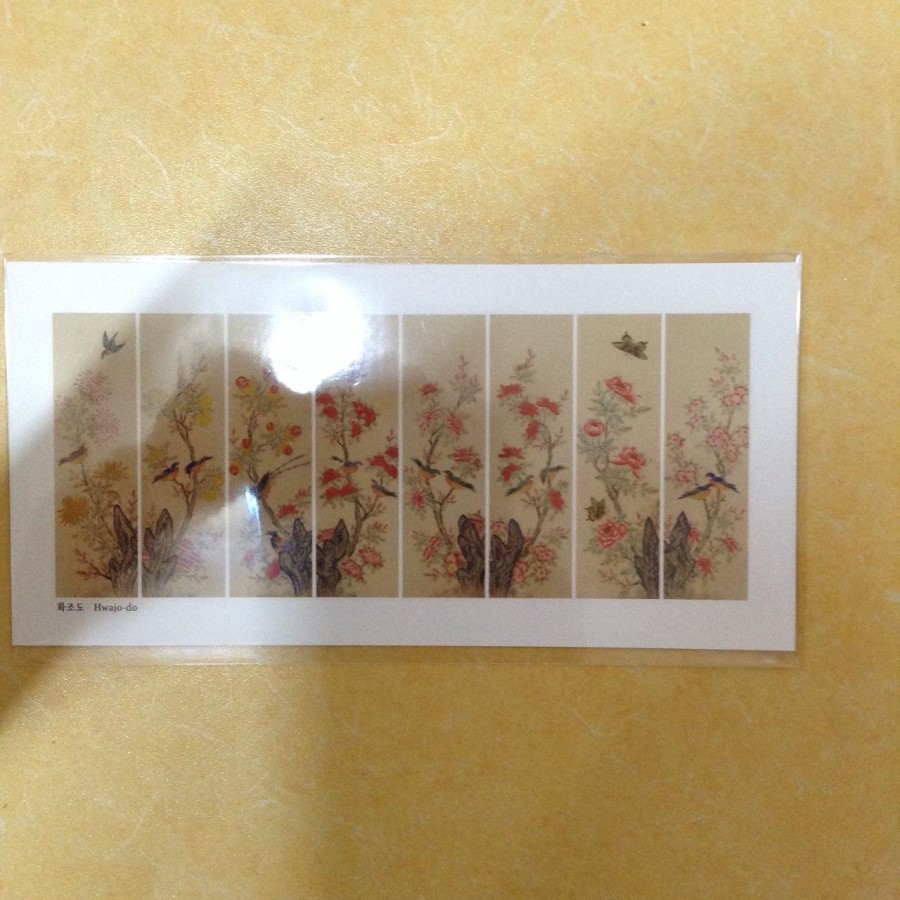 꽃들이 줄지어 서있네. 기대감 없이 그냥 샀는데 퀄리티가 괜찮은듯 합니다. 외국인 친구들이