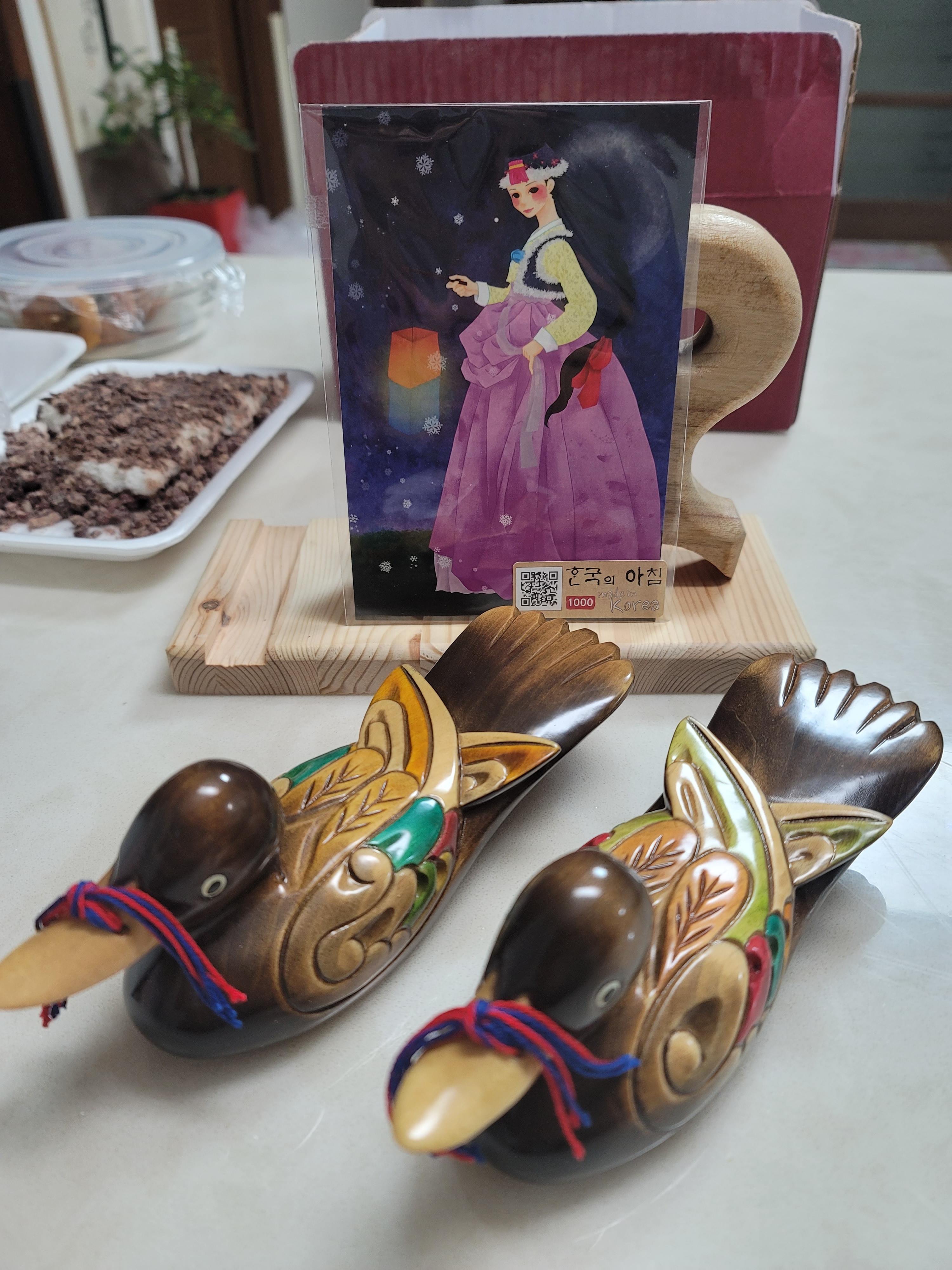 미국에 있는 현지인 지인분께 드릴 선물로 구매했어요. 제품은 완전 좋은데, 원앙에 대한 선