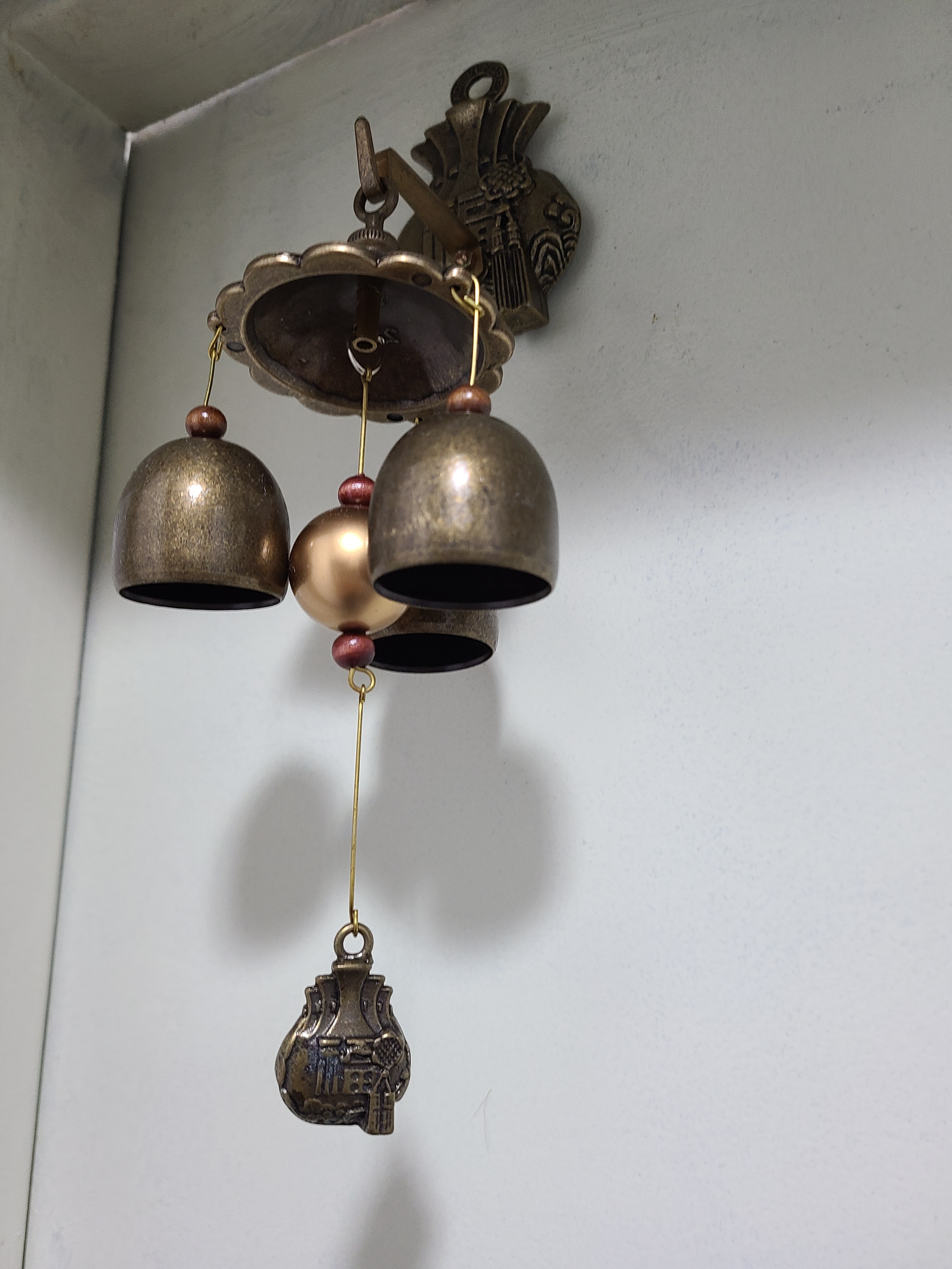 福 福이 들어올거같은  그런기분입니다  소리도 아름답네요