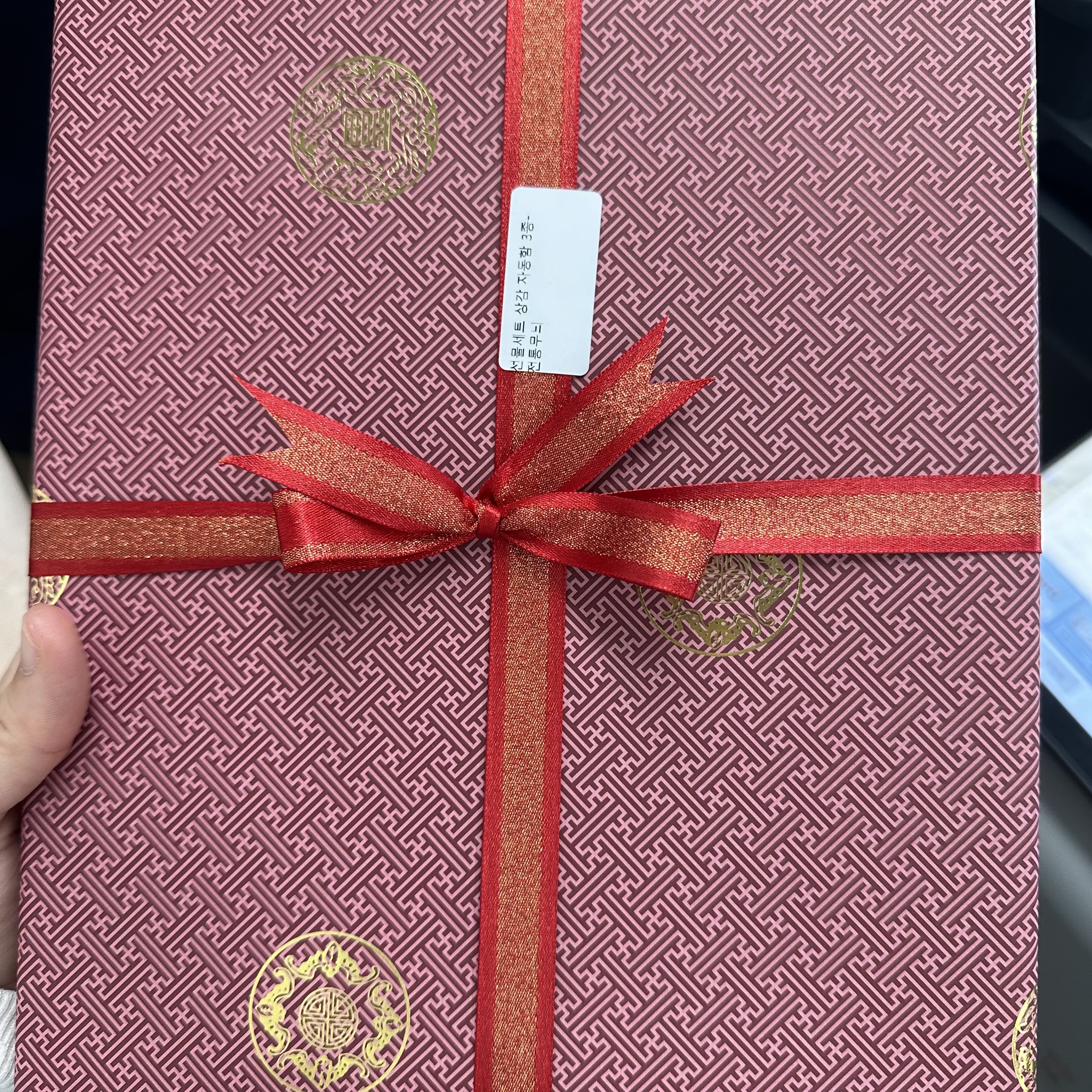 상담도 친절하게 해주시고, 배송요청사항도 잘 들어주셨어요! 포장상태, 제품 퀄리티 너무 만