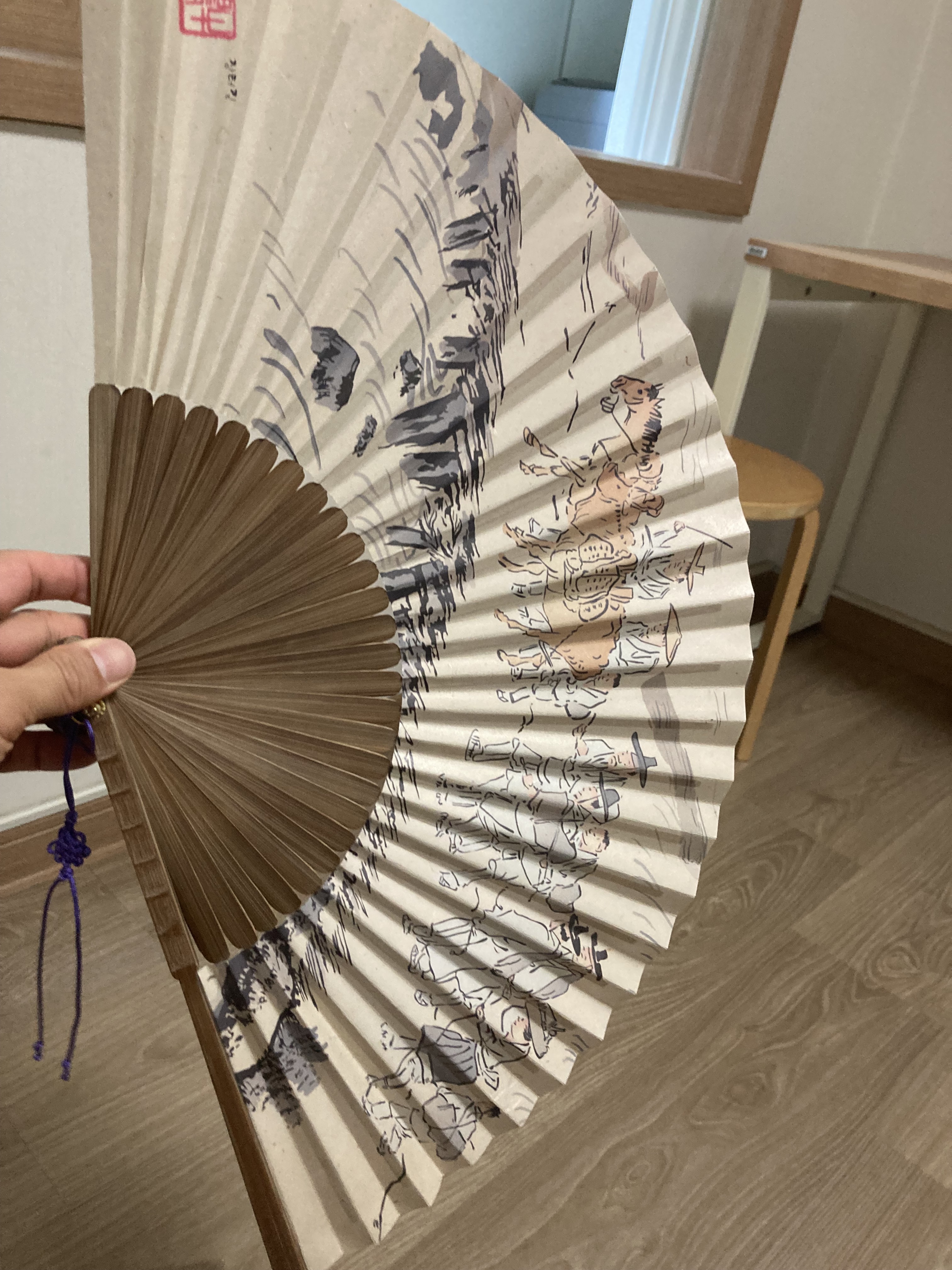 댓글에 별로라고 있어 고민했는데 좋아요 아주. 적당히 커서 남자가 사용하기 좋아요