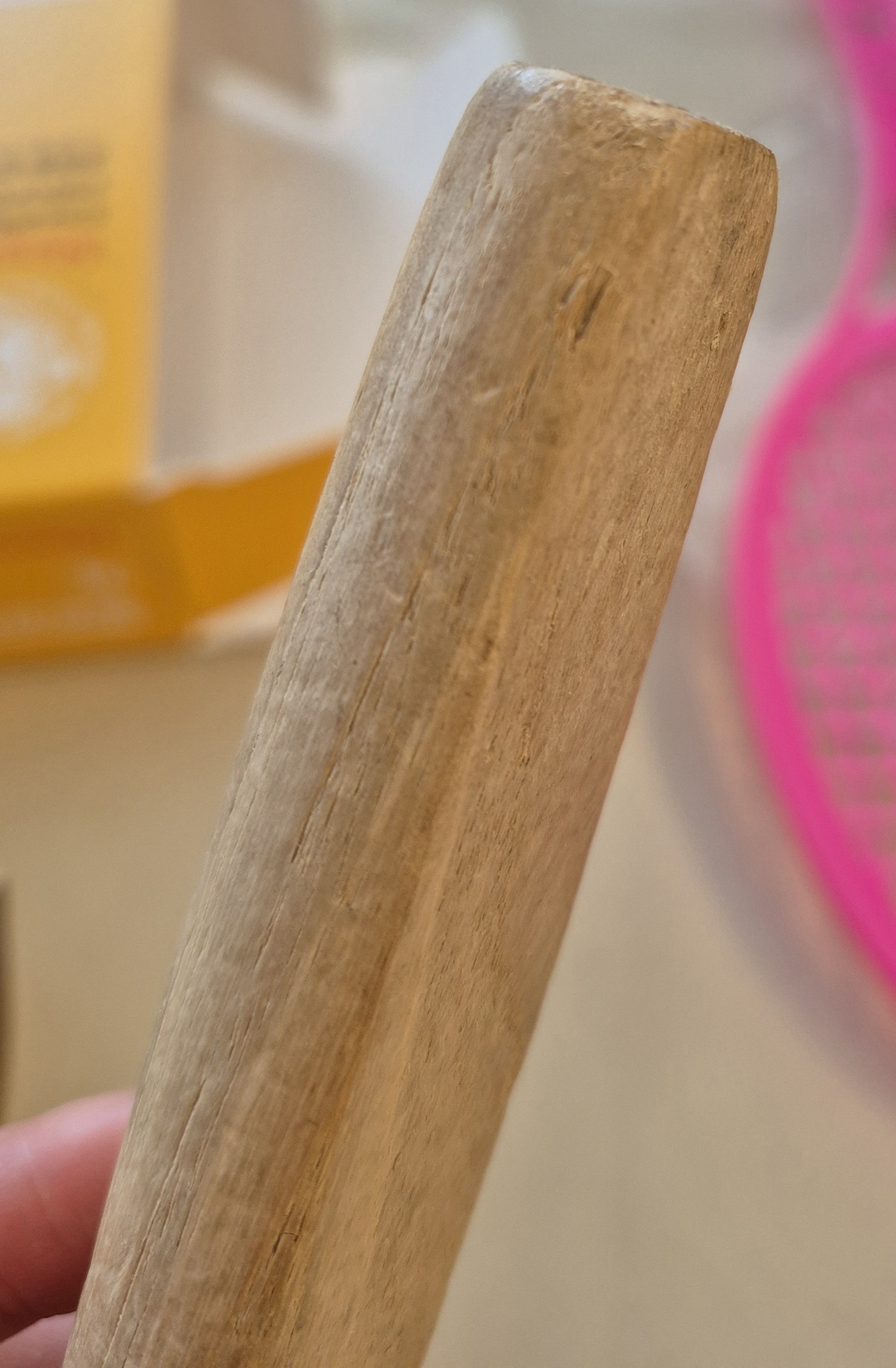 외국인 선물로 좋아요 재밌게 놀았어요 마감은 조금 아쉬워요 사포로 좀 문질러줘야할듯 합니다