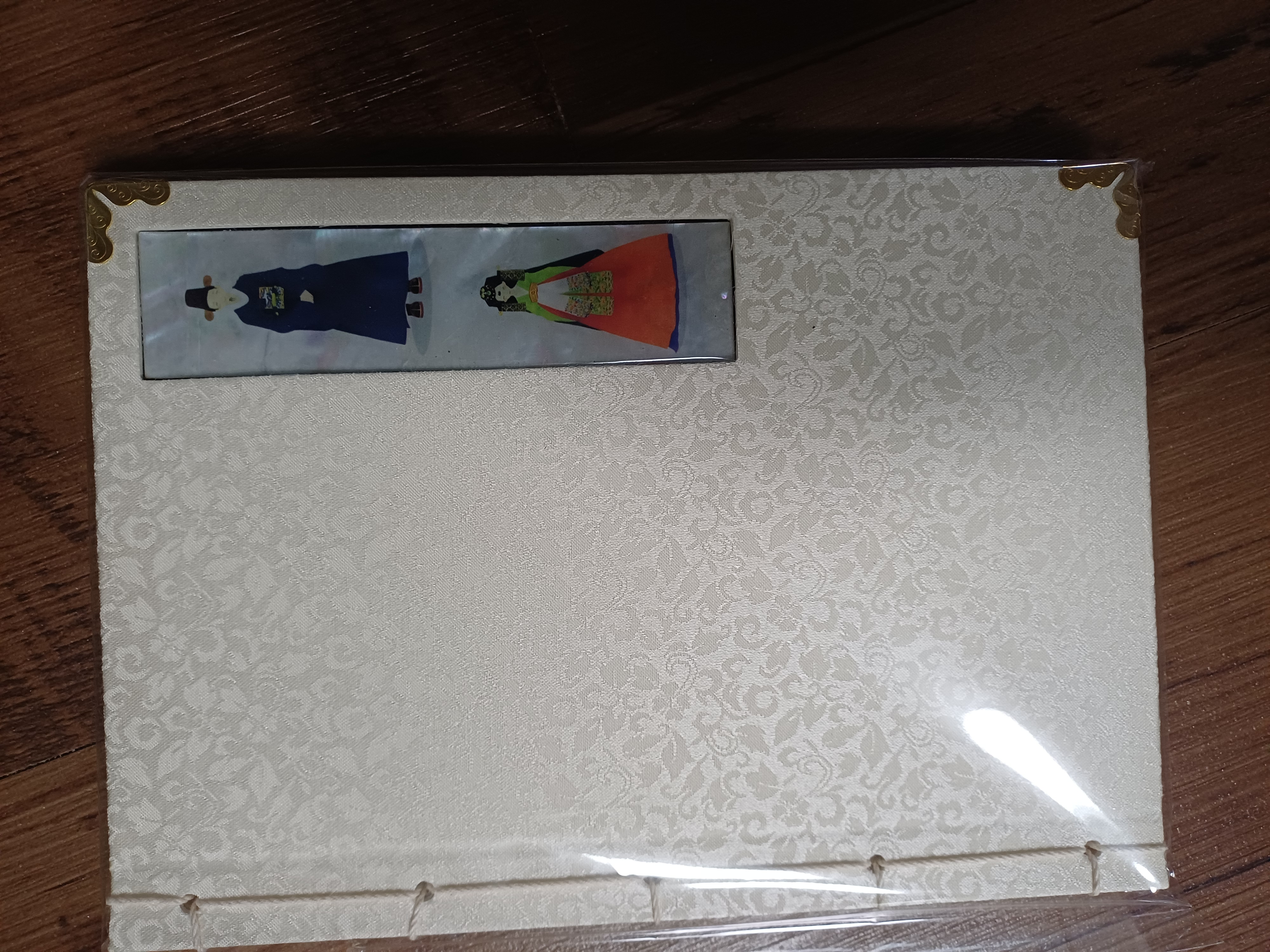 선물용으로 샀는데 너무 이뻐요 감사합니다~!