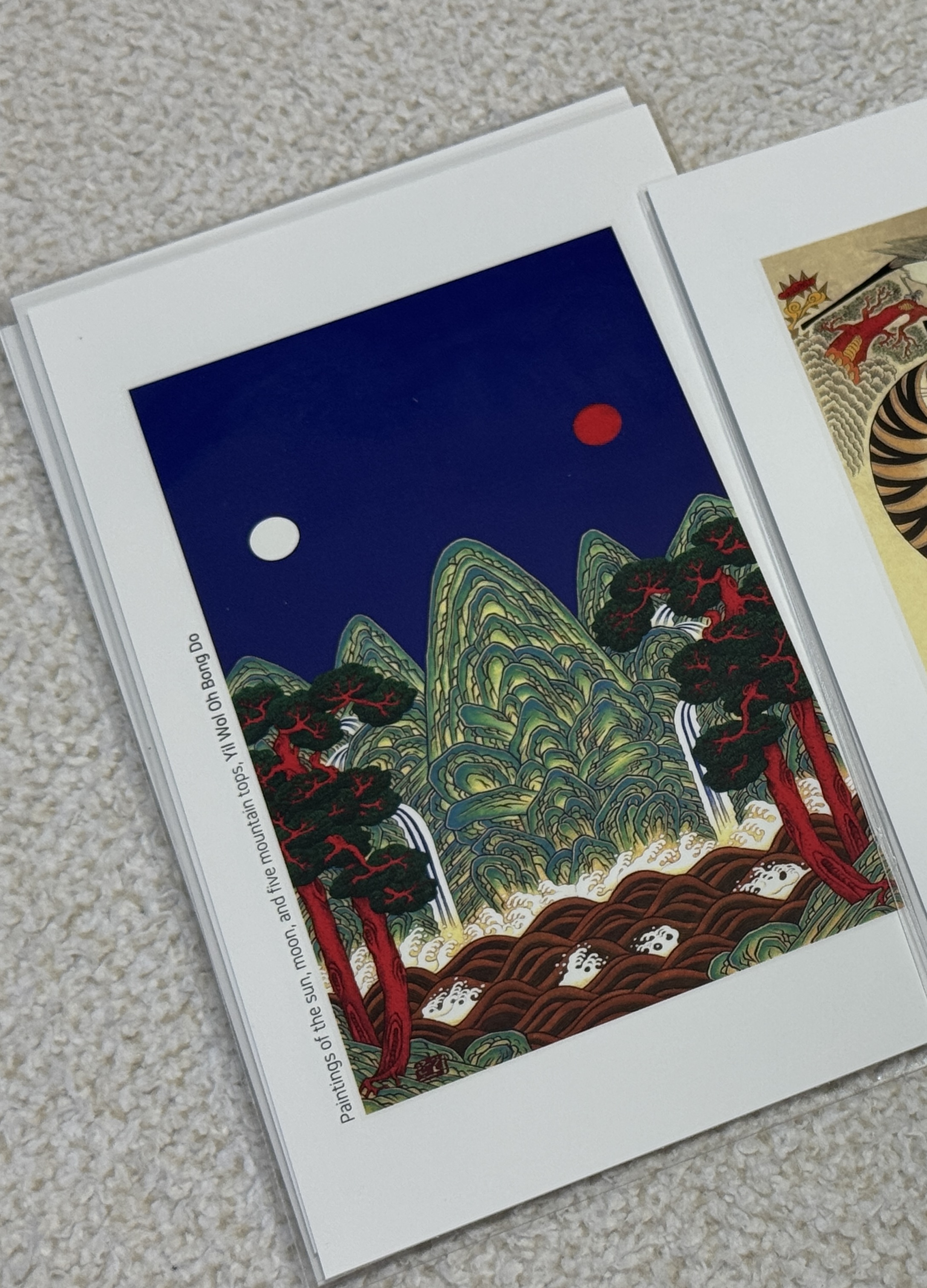 편지 쓸려고 구매했는데, 그림 너무 이쁜것같아요 잘 받았습니다~