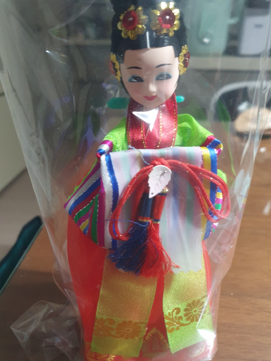 은근히 커서 조금 놀라긴 했는데 마음이 들어요