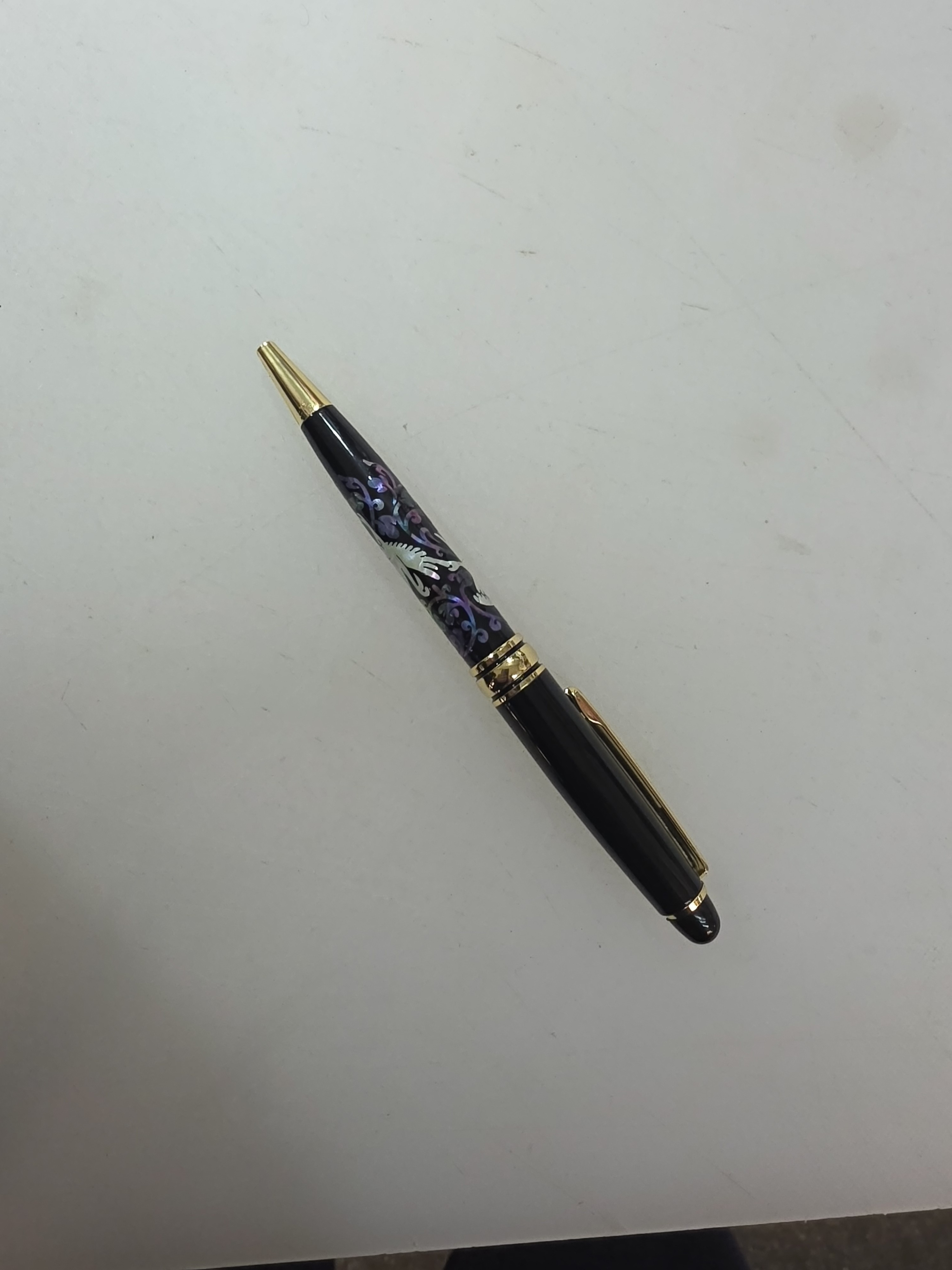 디자인 너무이뿌고 선물받으신분도 너무 좋아 하시네요