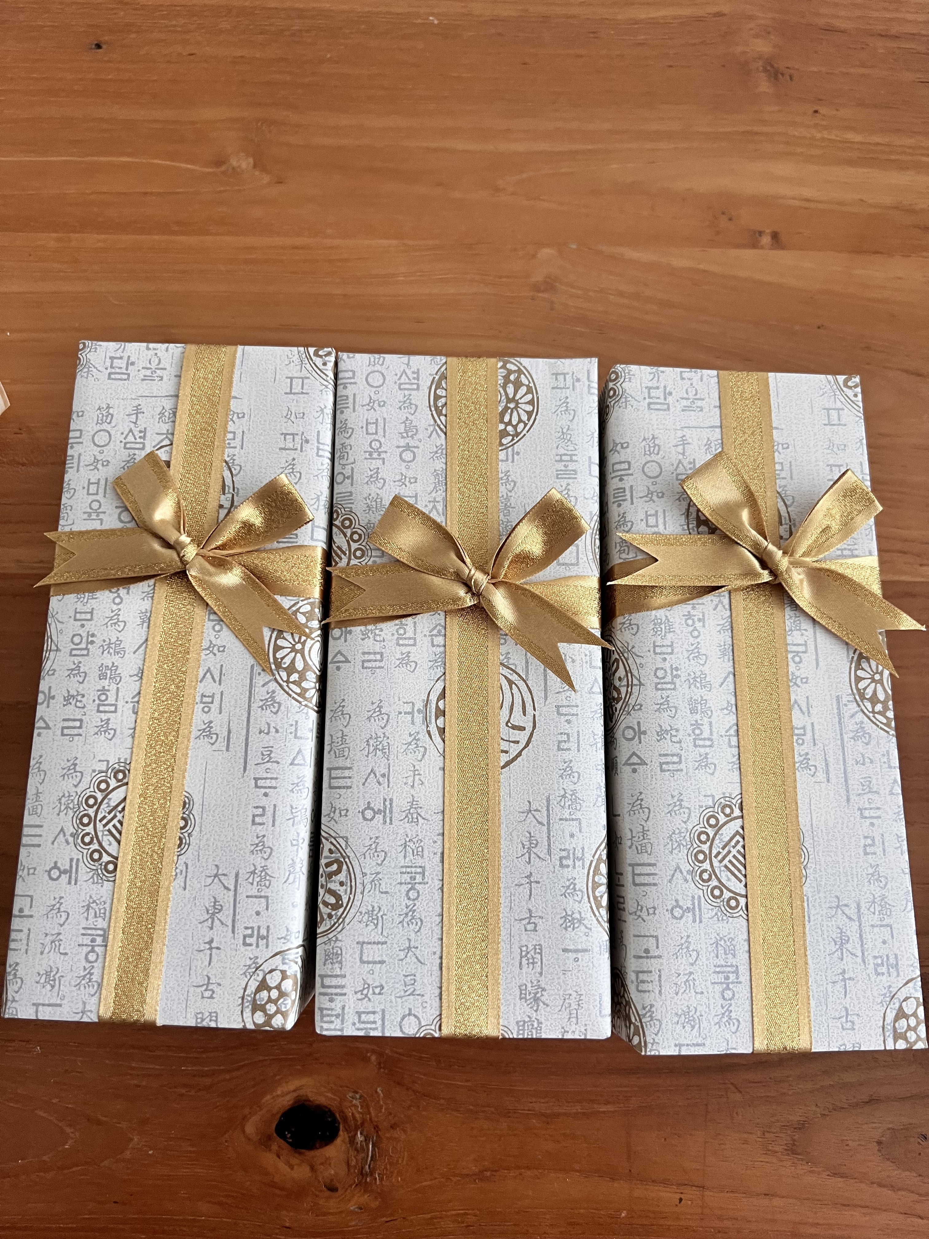 아직 선물 전이긴하지만 포장도 크기도 만족합니다