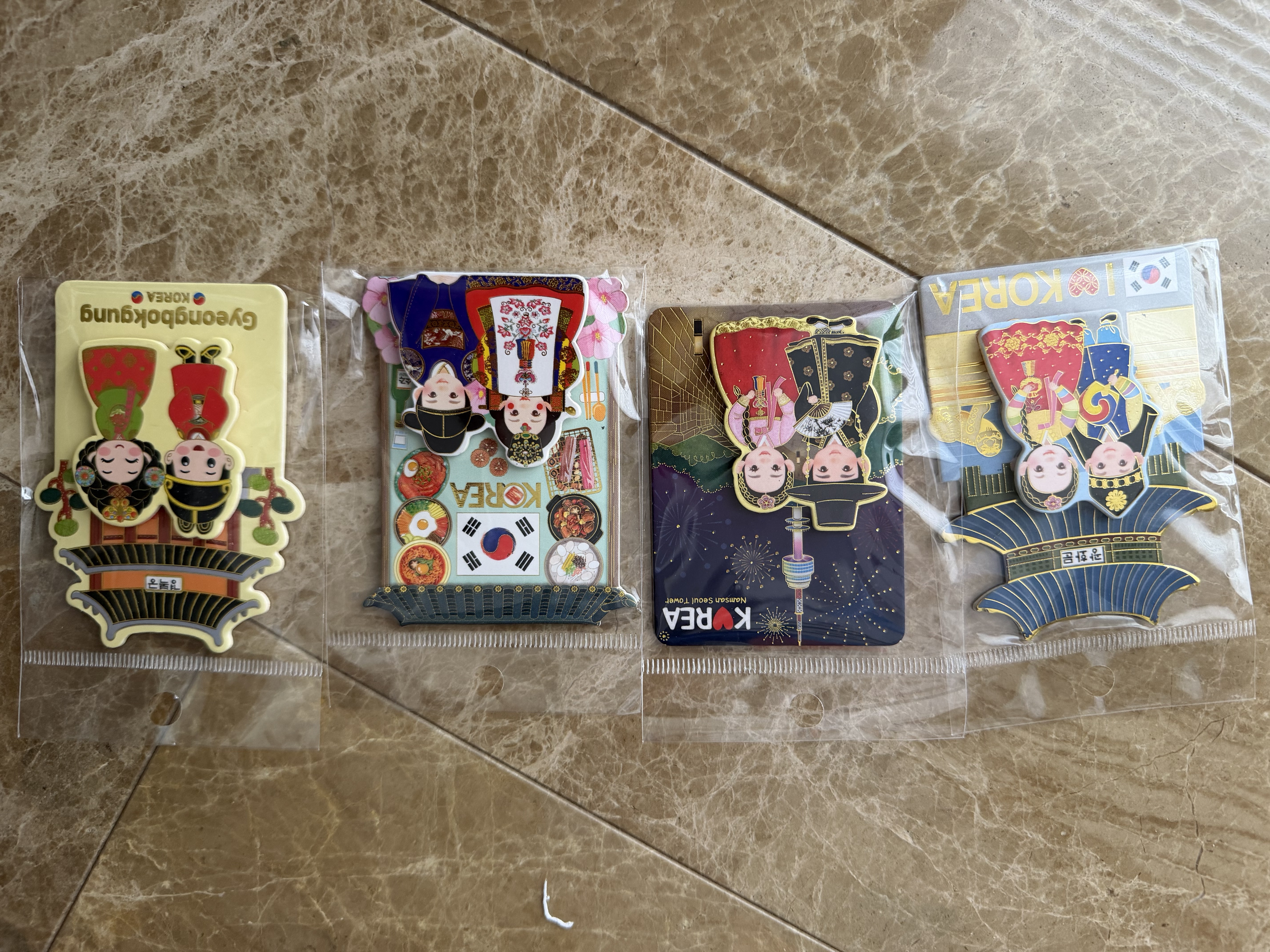 진짜 이뻐요 선물로 좋고 추가 구매하려고 합니다.