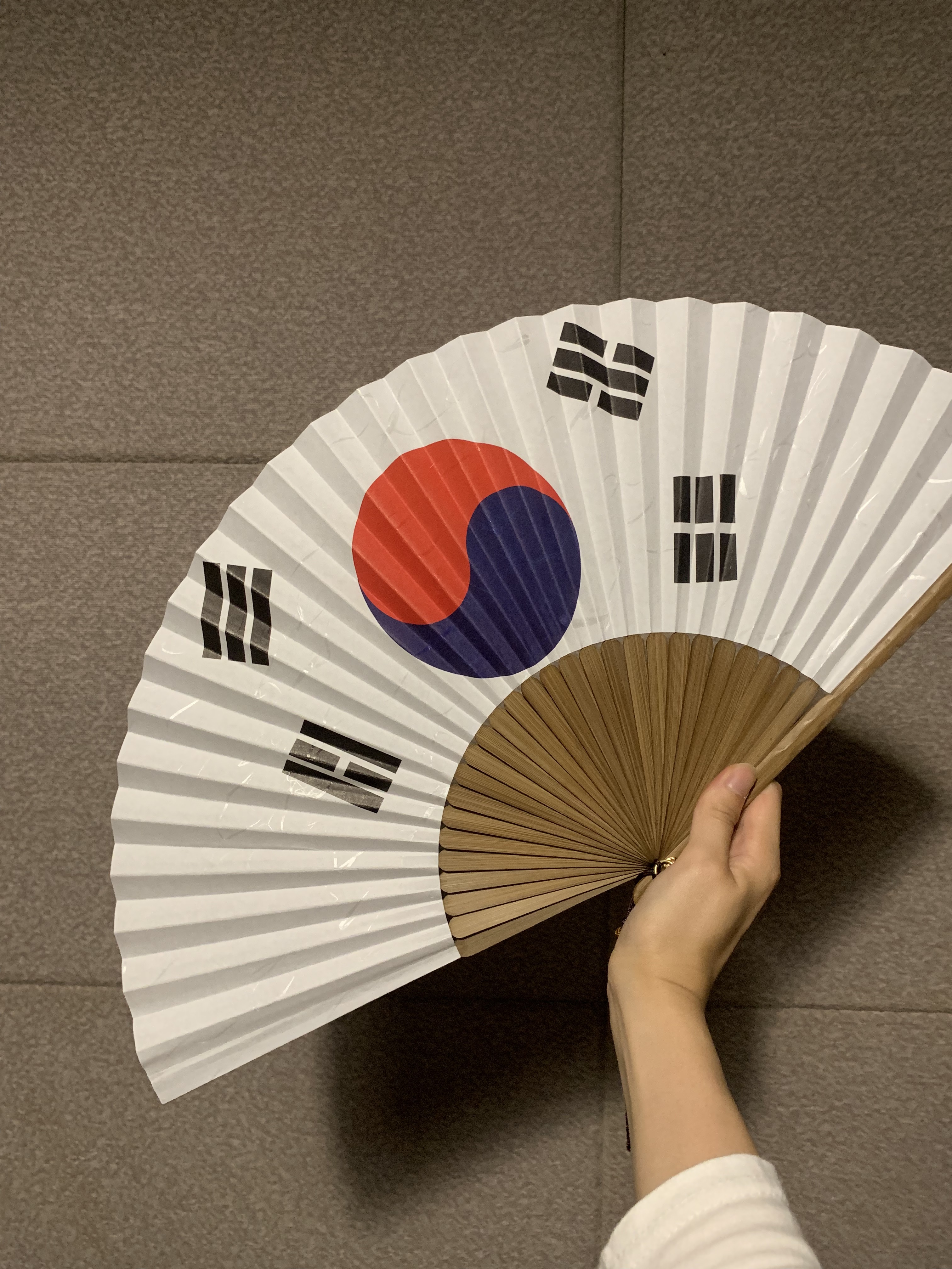 싼티 전혀 안나고 생각보다 훨씬 고급지고 예뻐요!