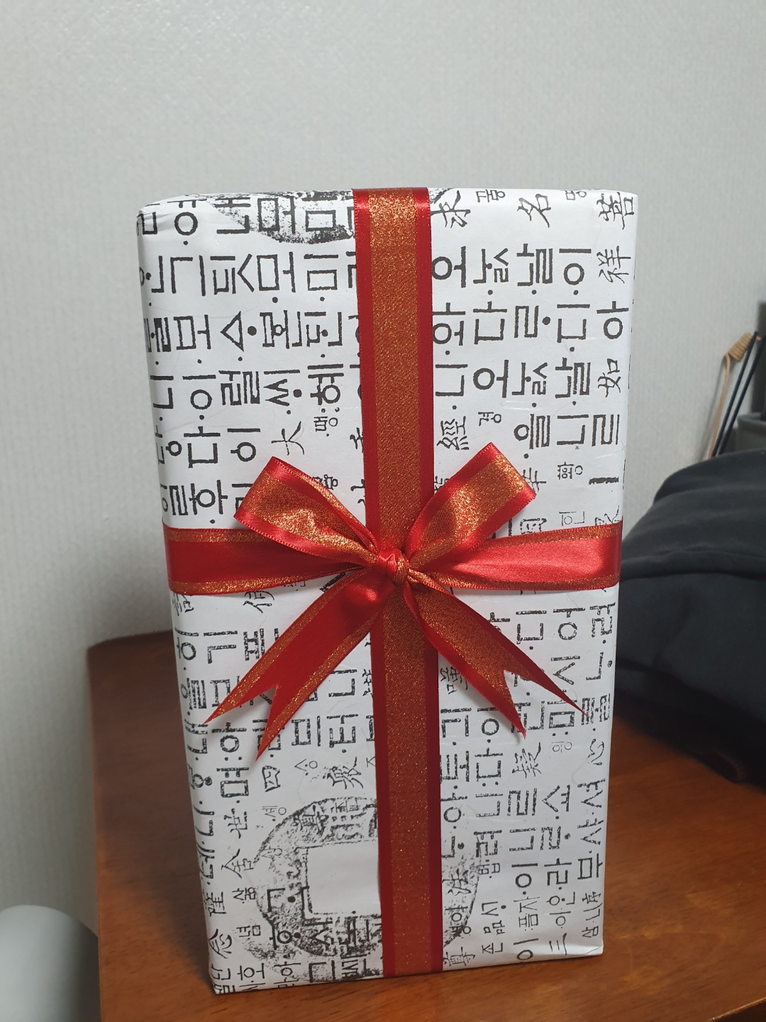 빠른 제작 감사 드립니다. 아직 전달은 안했는데요.  아마도 좋아할 것 같습니다. 아 그리