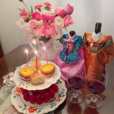 비단한복 와인 커버-왕(황색) 리뷰 이미지