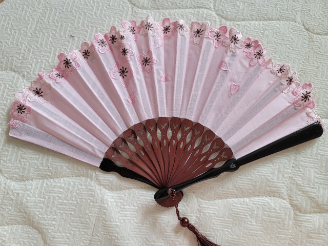 매화향기 가득 수놓은 부채-연분홍 리뷰 이미지