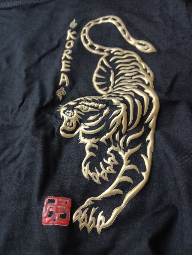 3D 친환경 입체발포 티셔츠 - 호랑이 리뷰 이미지