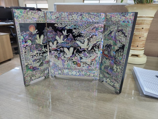 장태복 작(作) 3폭병풍-장생도[흑] 리뷰 이미지