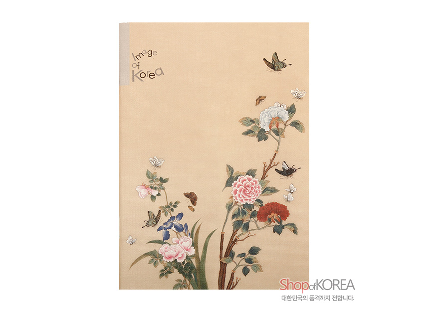 [텍스트: Image of Korea / Shop of KOREA 대한민국의 품격까지 전달합니다.] 연베이지 배경 위에 전통 민화 기법으로 표현된 모란과 국화, 나비와 새가 어우러진 화조도 문양 표지 디자인