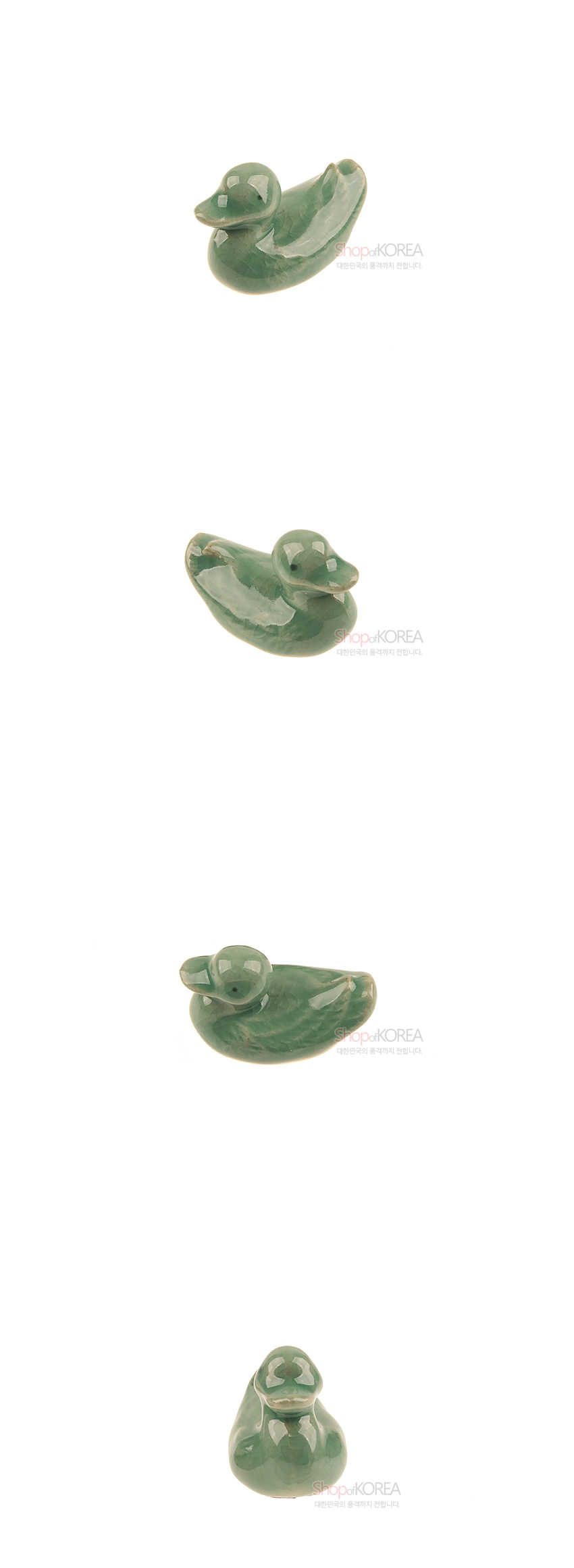 [텍스트: ShopofKOREA 대한민국의 품격까지 전합니다.] 오리 형상의 청자 수저받침, 옅은 청록색 유약과 자연스러운 균열무늬가 돋보이는 도자 공예품 표현