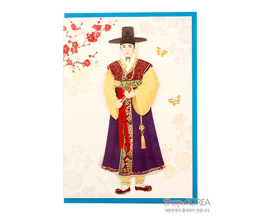 [텍스트: Shop of KOREA 대한민국의 품격까지 전합니다.] 보라색과 금색 대비 한복에 금박 문양 장식, 배경 매화와 나비 문양이 어우러진 남성 전통 한복카드 디자인