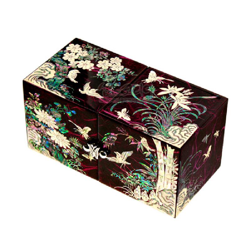 자색 바탕 위 자개 상감 기법으로 사군자와 학, 나비 문양을 정교하게 표현한 한지 쌍합.