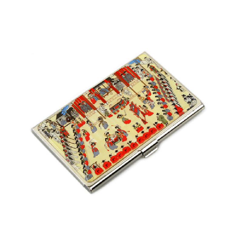 금속 소재 위에 부벽루 연회도 풍속화를 담은 다채로운 색채의 명함집.