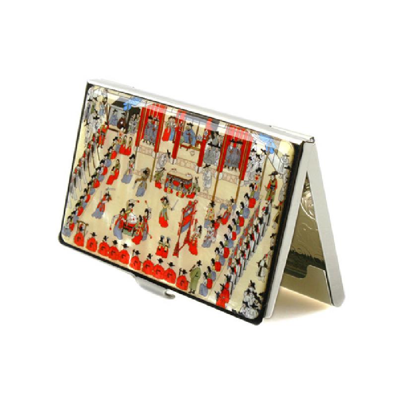 부벽루 연회도 궁중연회 장면을 섬세한 채색으로 표현한 금속 명함집, 붉은색과 아이보리 톤의 화려한 인물·건축 문양 장식.