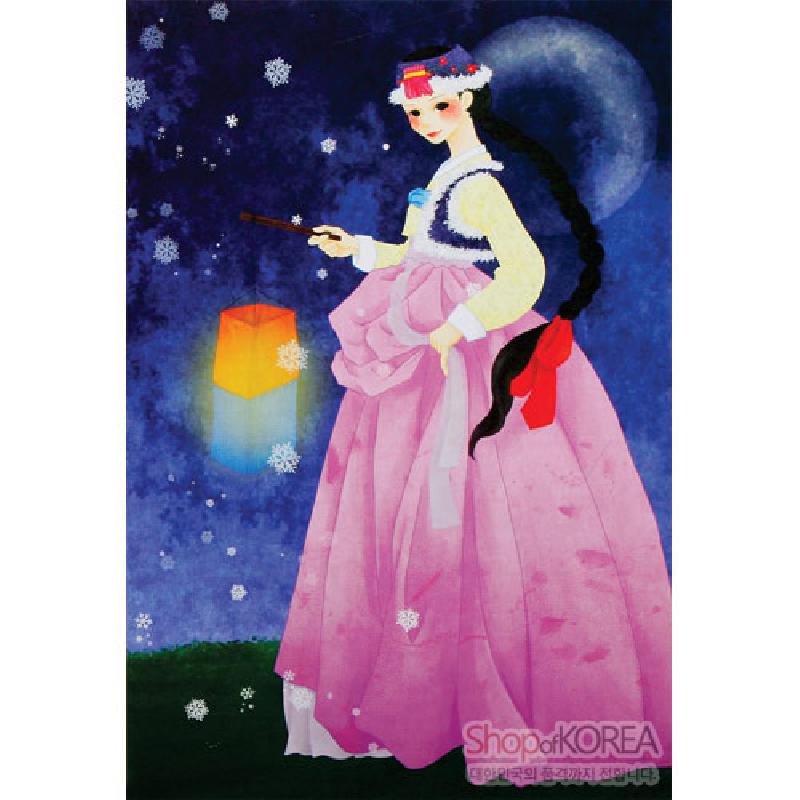 수채화 기법으로 표현된 분홍 한복과 청사초롱, 눈송이 문양이 어우러진 겨울소녀 일러스트 엽서.