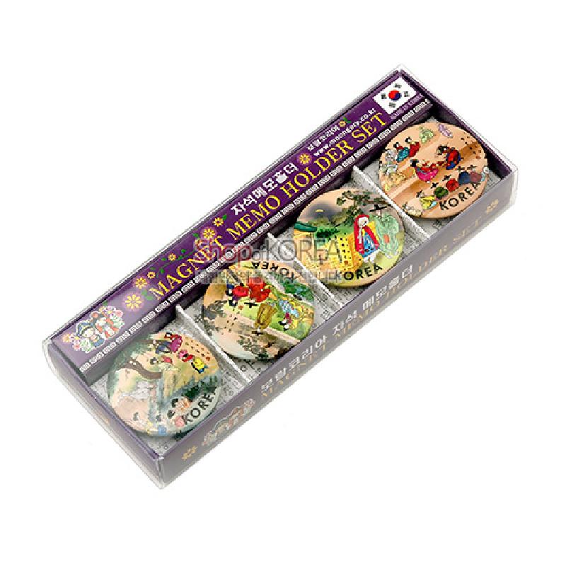 금속 원형 자석 위에 신윤복 풍속화를 다채로운 색감으로 인쇄한 4종 세트 메모홀더.