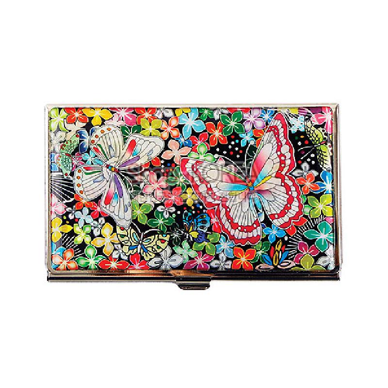 검은 바탕 위에 다채로운 색상의 꽃과 나비 문양을 채운 자개 상감 장식 금속 명함집.