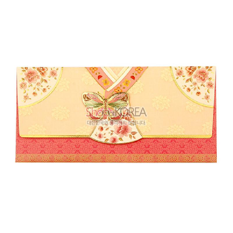 분홍·살구색 한복 저고리 형태, 꽃문양과 금박 디테일, 입체 나비 장식이 더해진 종이 돈봉투.